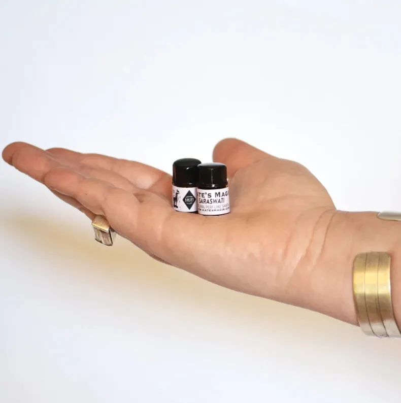 MABON PERFUME ROLL-ON