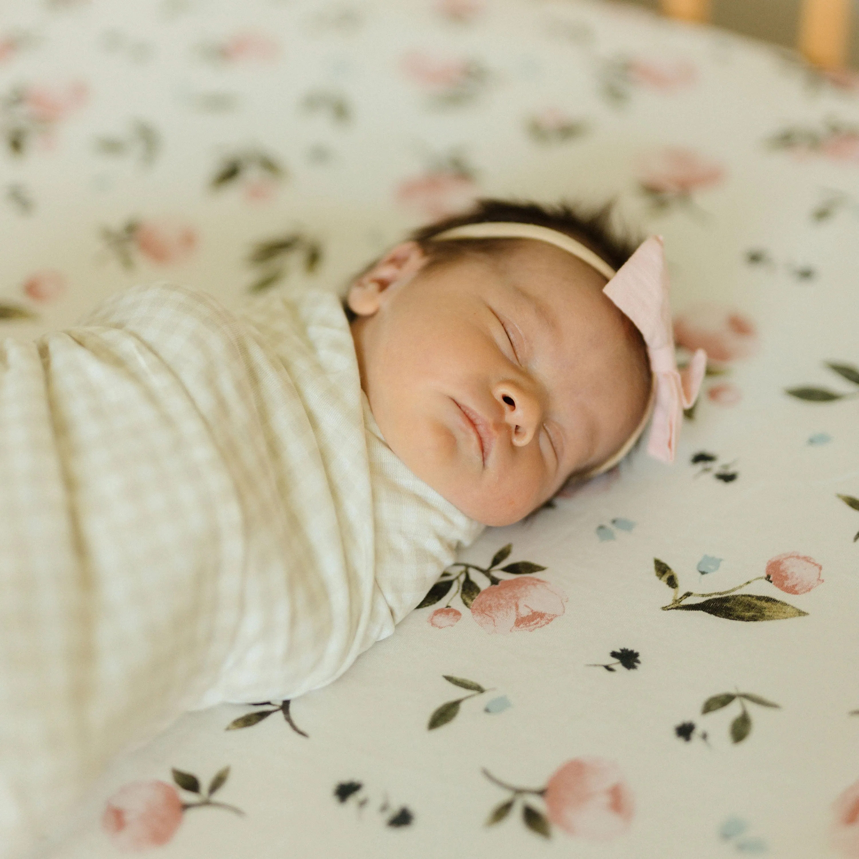 Stretch Knit Crib Sheet - Watercolor Rose